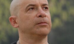 Jonathan Zap headshot